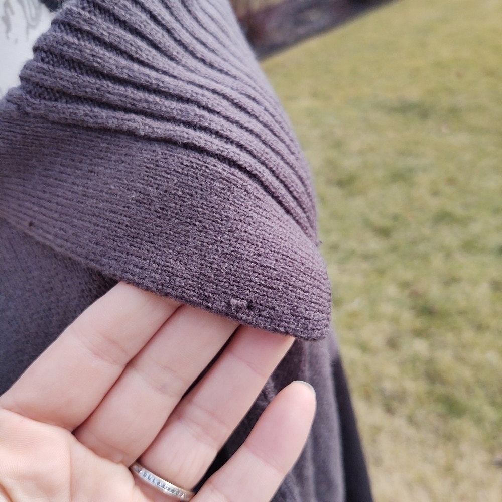 💥 3/$20 DressBarn L/XL Shawl with Arms Sweater! - Picture 6 of 14